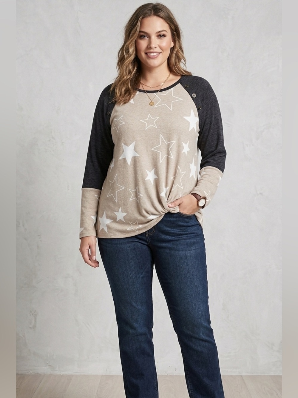 NWT Maurices Star Print Raglan Knot Front Top Beige & Charcoal Top Women’s XXL